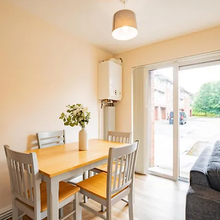 Bright & Spacious Apartmán Limerick Junction